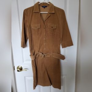 🔴 NWOT Brown corduroy dress with zip closure and belt